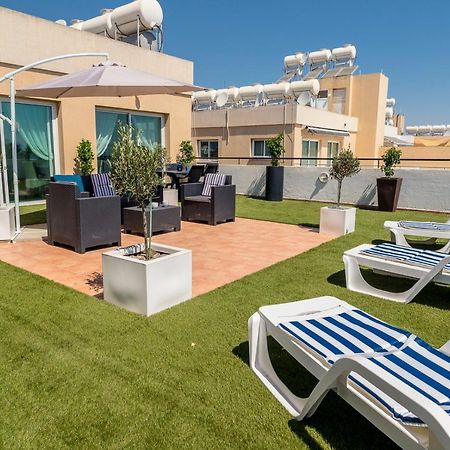 Makenzy Seaview Penthouse Apartment ลาร์นาคา ภายนอก รูปภาพ