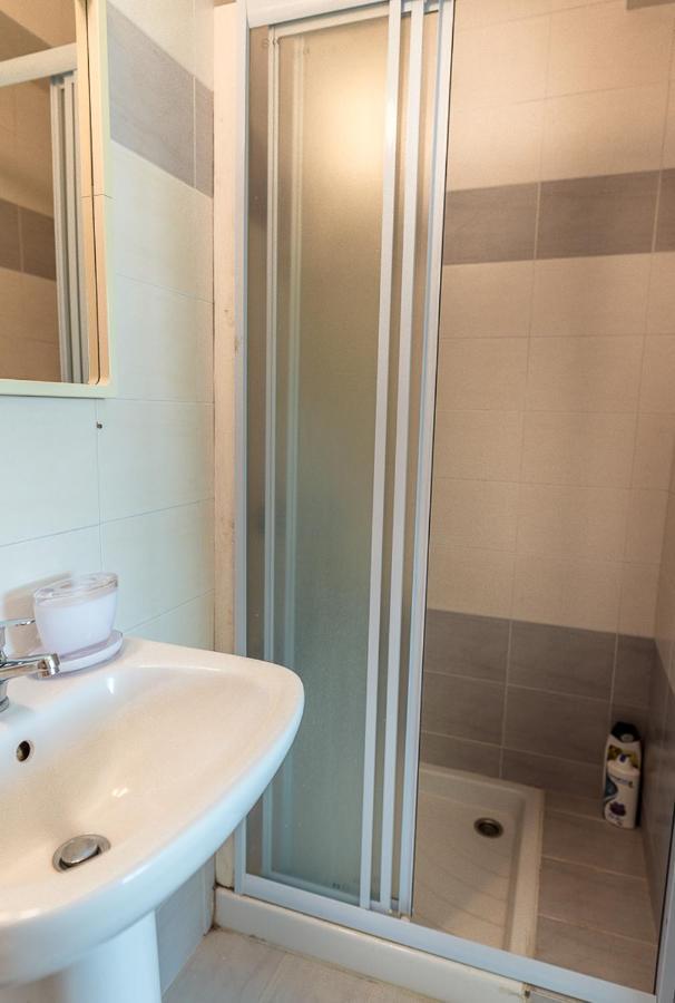 Makenzy Seaview Penthouse Apartment ลาร์นาคา ภายนอก รูปภาพ